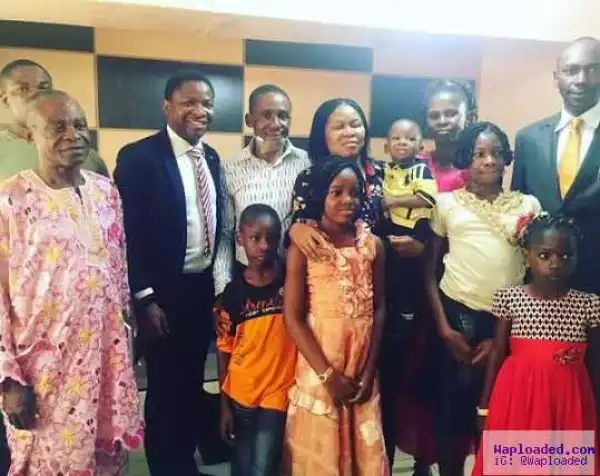 Photos: Joe Odumakin & the family of Comfort Idongesit who was killed by a police corporal pays visit to Lagos State Command